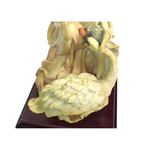 Giuseppe Armani Maternity Swan Porcelain Figurine Limited Edition - Picture 5 of 9